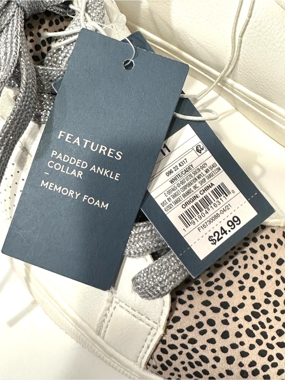 Universal Thread Women's Cadey Memory Foam Sneaker White/Animal Print US Size 11 - Picture 11 of 15
